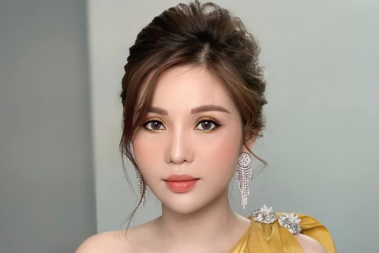 Cách trang điểm đi đám cưới